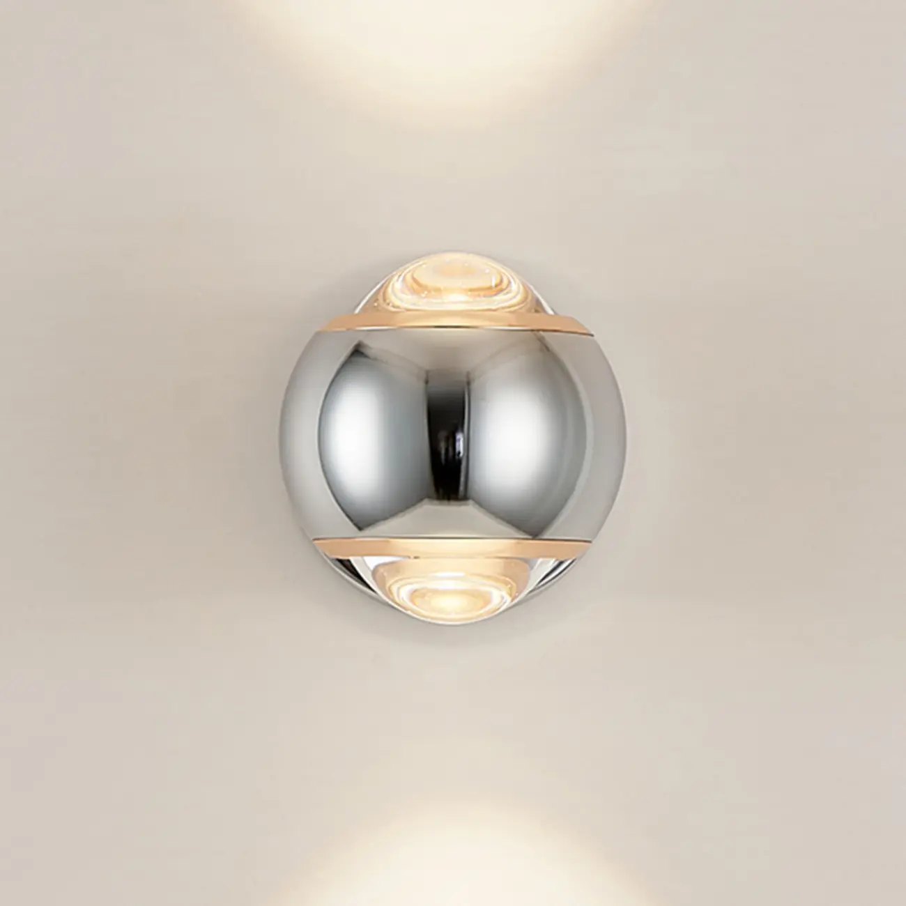 Art Decor Alloy and Crystal Wall Sconce Image - 11 | homeyfad