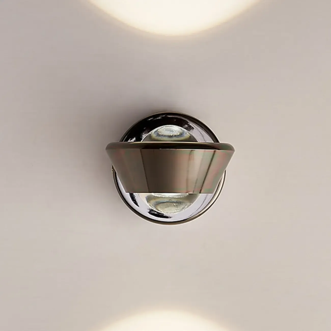 Art Decor Alloy and Crystal Wall Sconce Image - 14