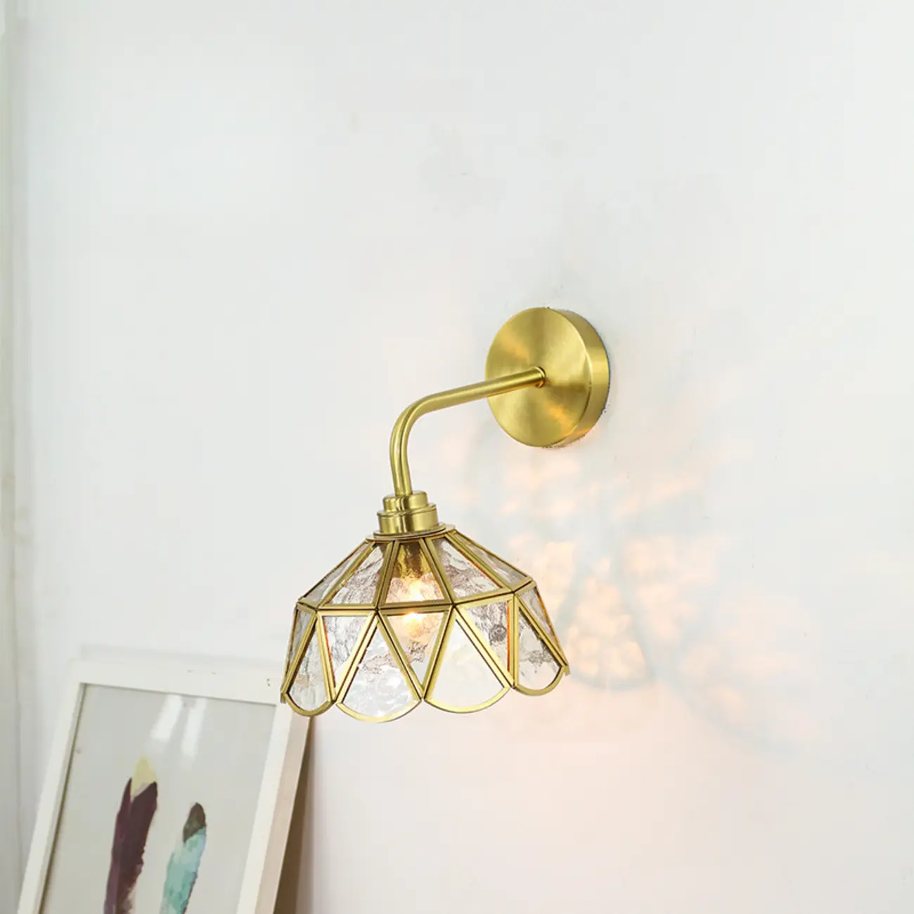 Vintage Wall Sconce with Crystal Shade for Interior spaces | homeyfad