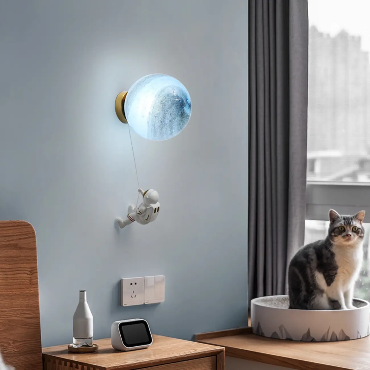 Kids Space-Themed Wall Light with Astronaut Design Image - 4 | homeyfad