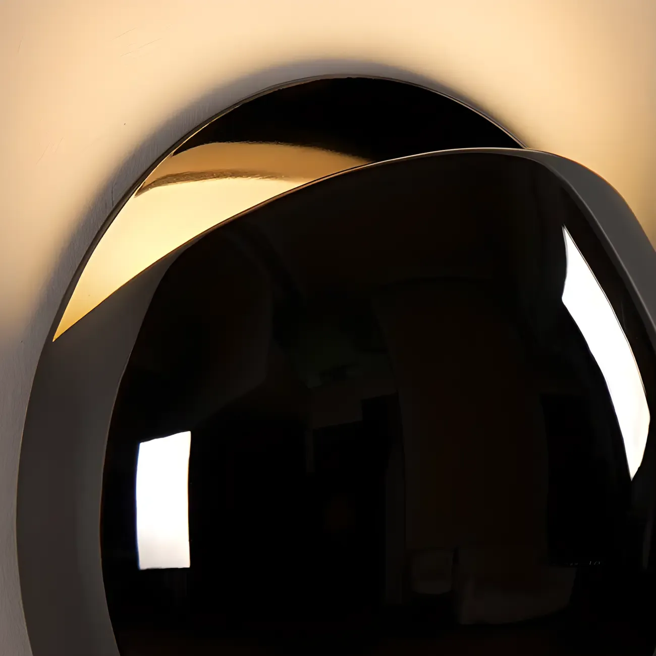 Modern Metallic Spherical 1-Light Wall Sconce Image - 10