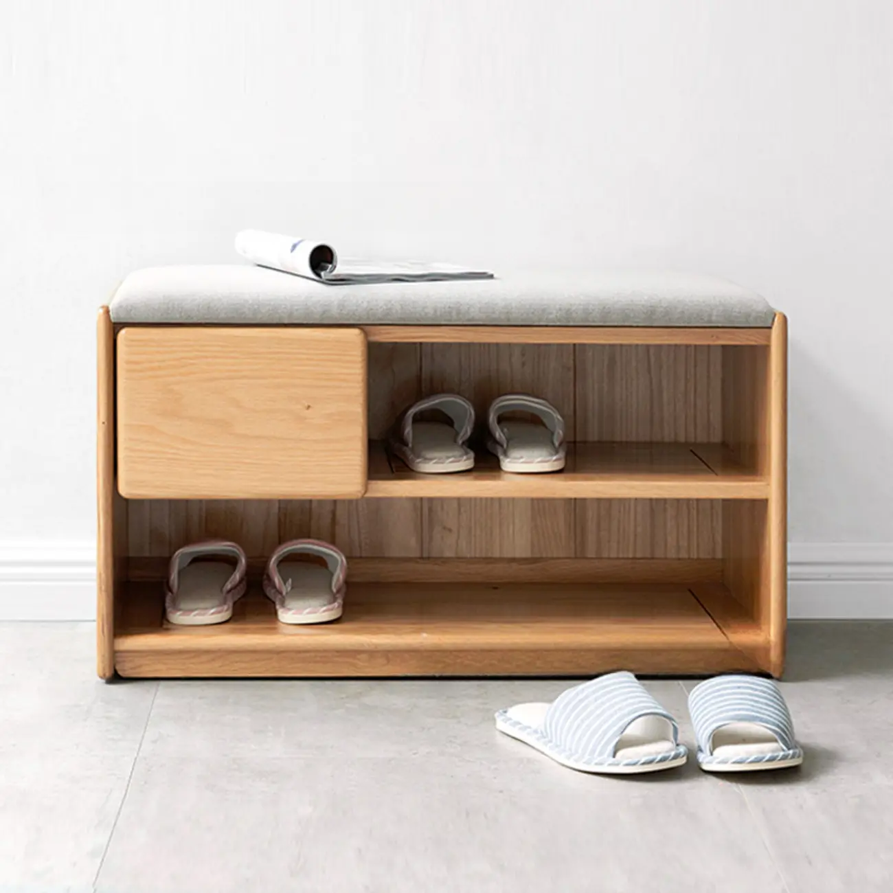 Scandinavian Oak Shoe Storage Bench with Cushion Image - 2 | homeyfad