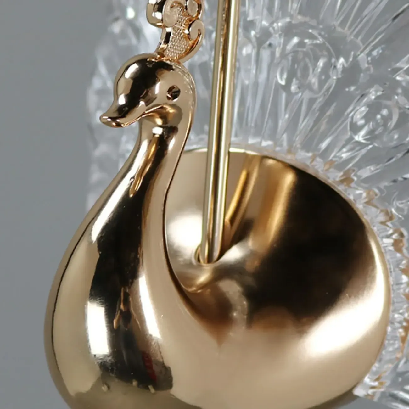 Modern Dimming LED Gold Acrylic Floral Pendant Light Image - 9