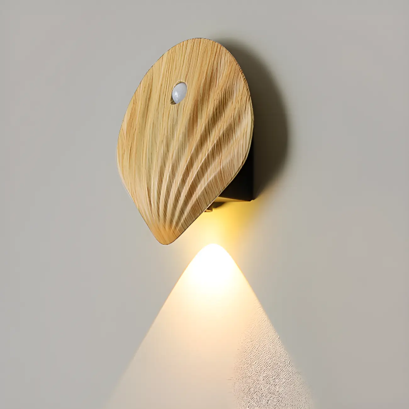 Minimalist Shell-Shape Rechargeable LED Wall Sconce Image - 13 | homeyfad