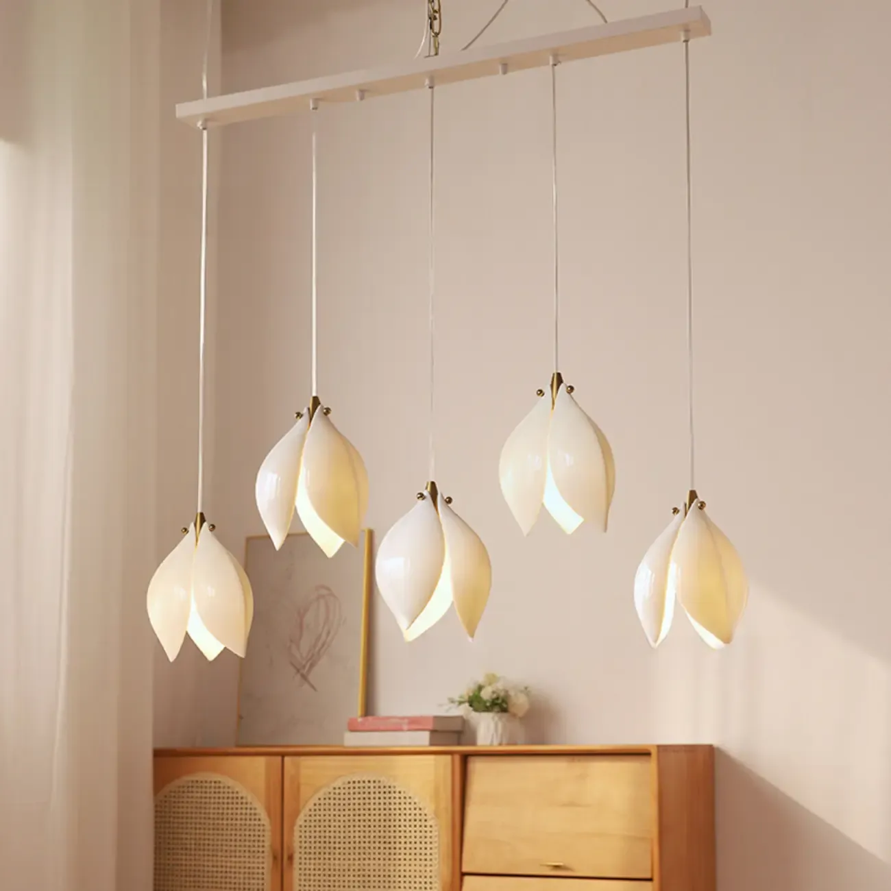 Modish Ceramic Flower Pendant Light for Kitchen Island Image - 2
