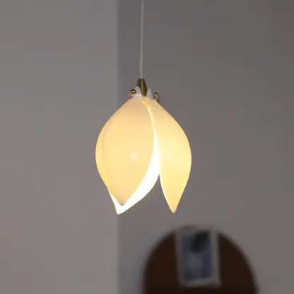 Modish Ceramic Flower Pendant Light for Kitchen Island Image - 11
