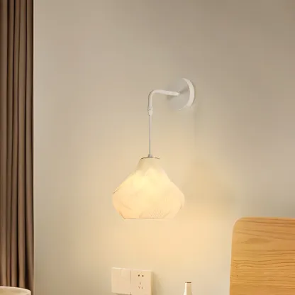 Minimalist Geometric Metal Wall Light for Indoor Decor Image - 4