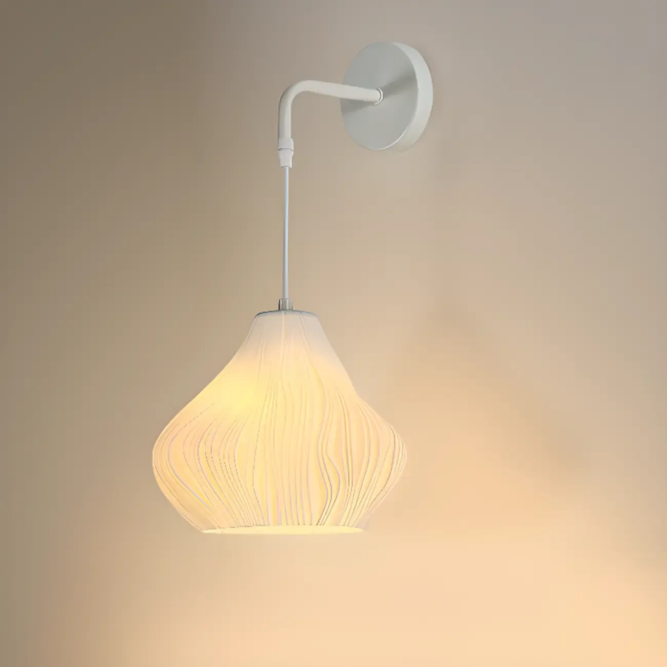 Minimalist Geometric Metal Wall Light for Indoor Decor Image - 10