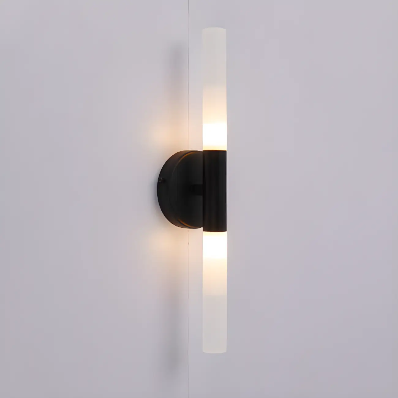 Modern Gold Cylinder Vanity Light for Bathroom | homeyfad