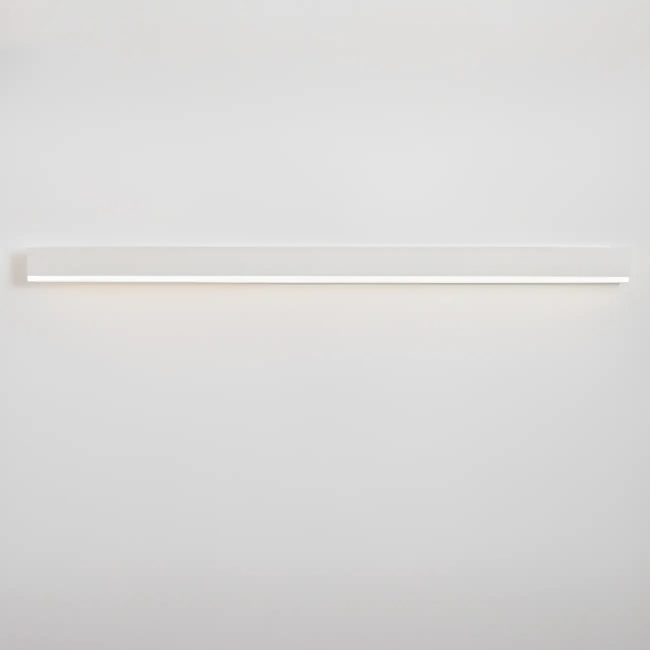 Minilistic Dimmable Black Linear LED Wall Sconce Image - 11