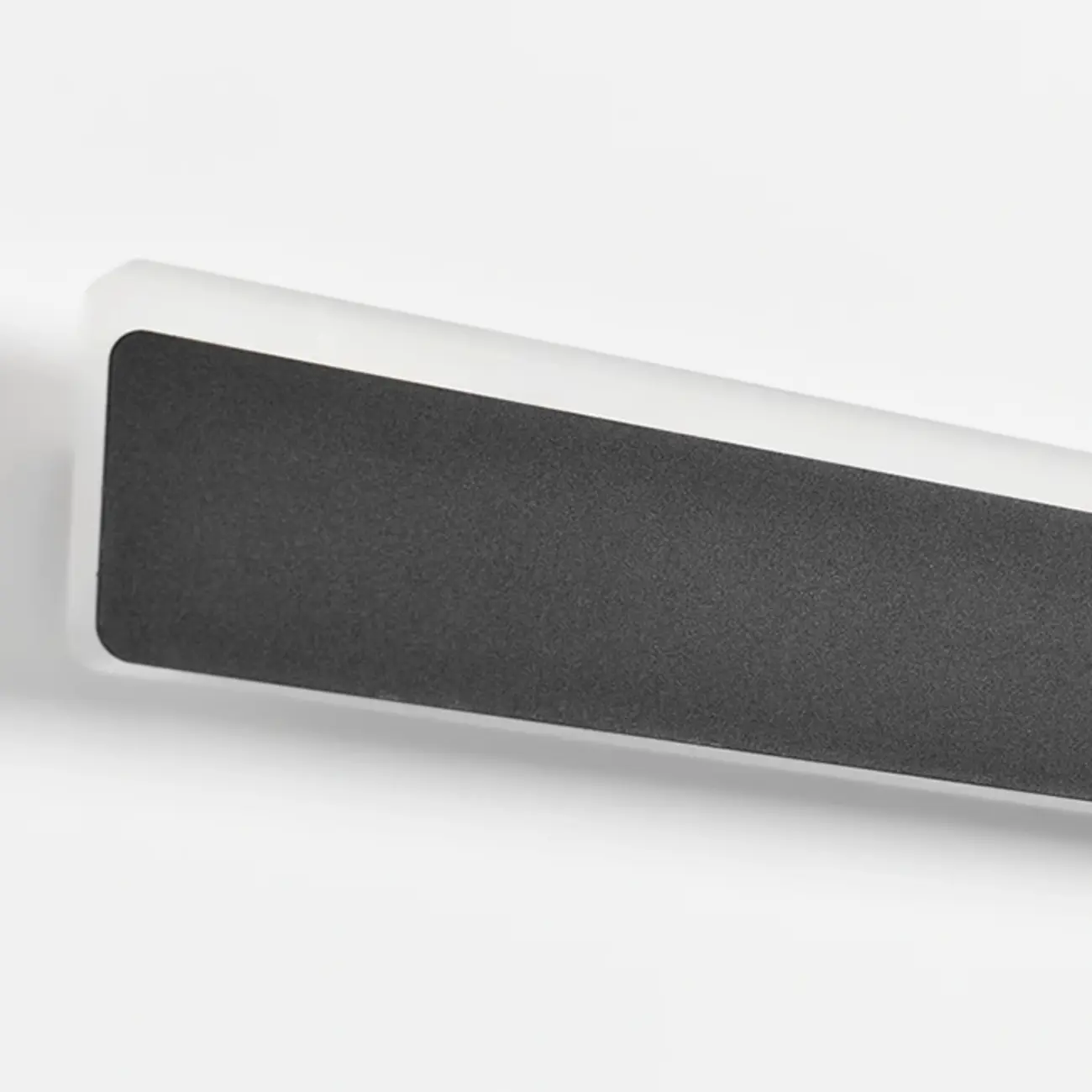 Minilistic Dimmable Black Linear LED Wall Sconce Image - 24 | homeyfad