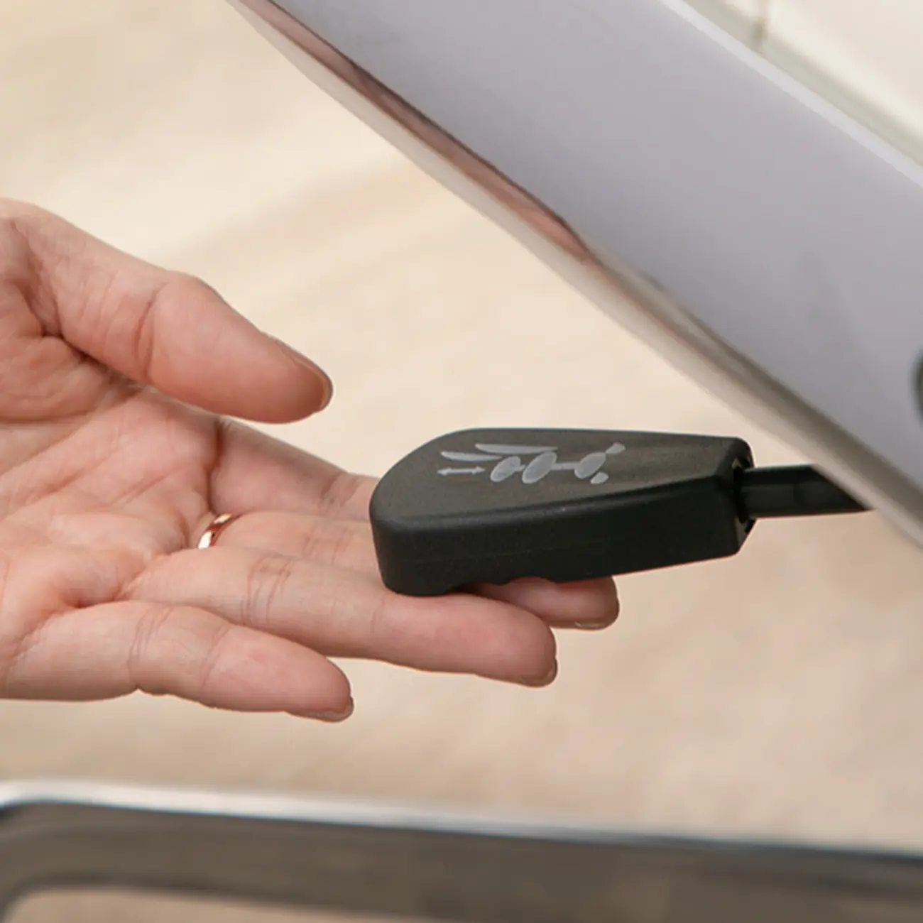 Upholstered Apricot Leather Adjustable Swivel Office Chair Image - 16 | homeyfad