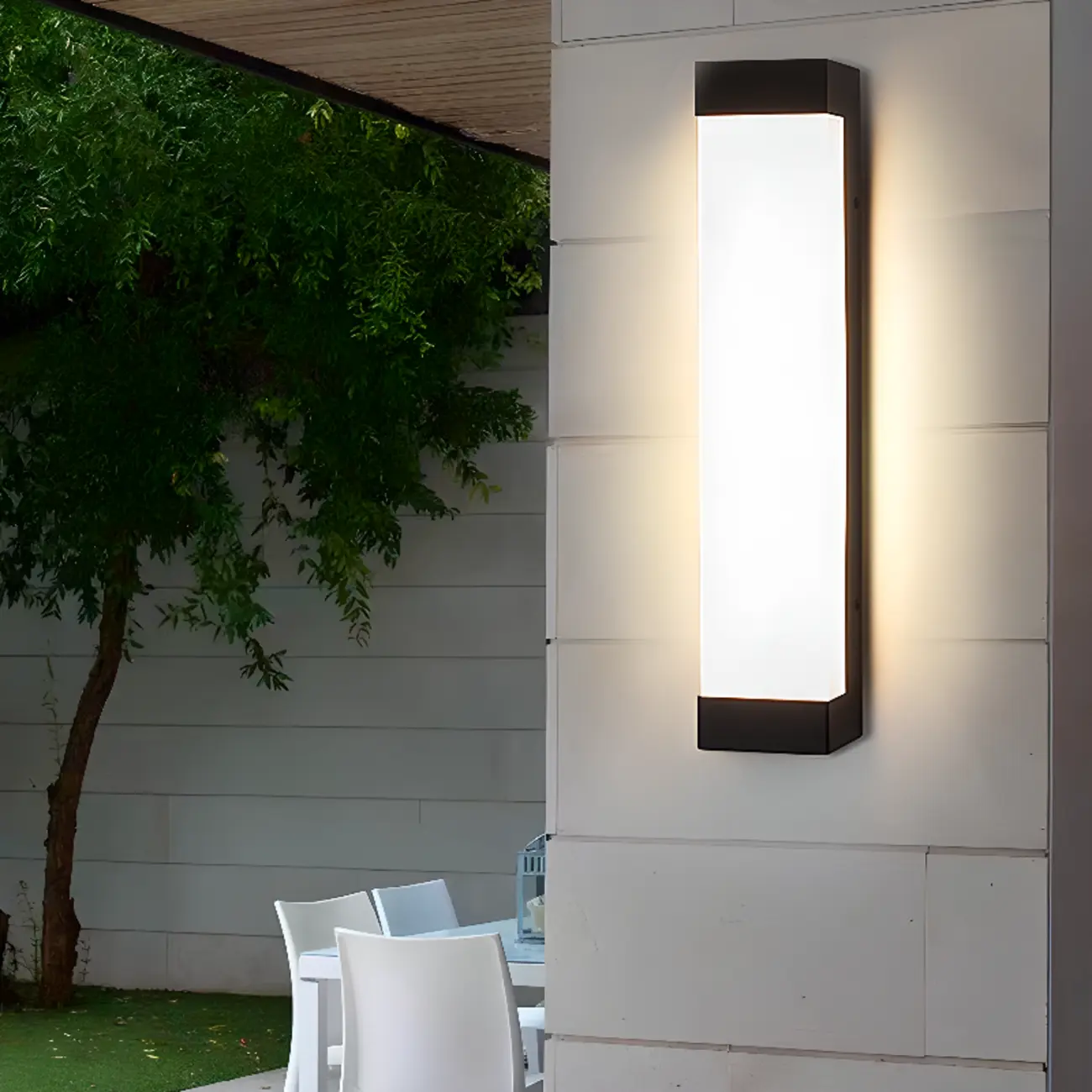 Modern Geometric PMMA Shade Outdoor Wall Sconce Image - 1 | homeyfad