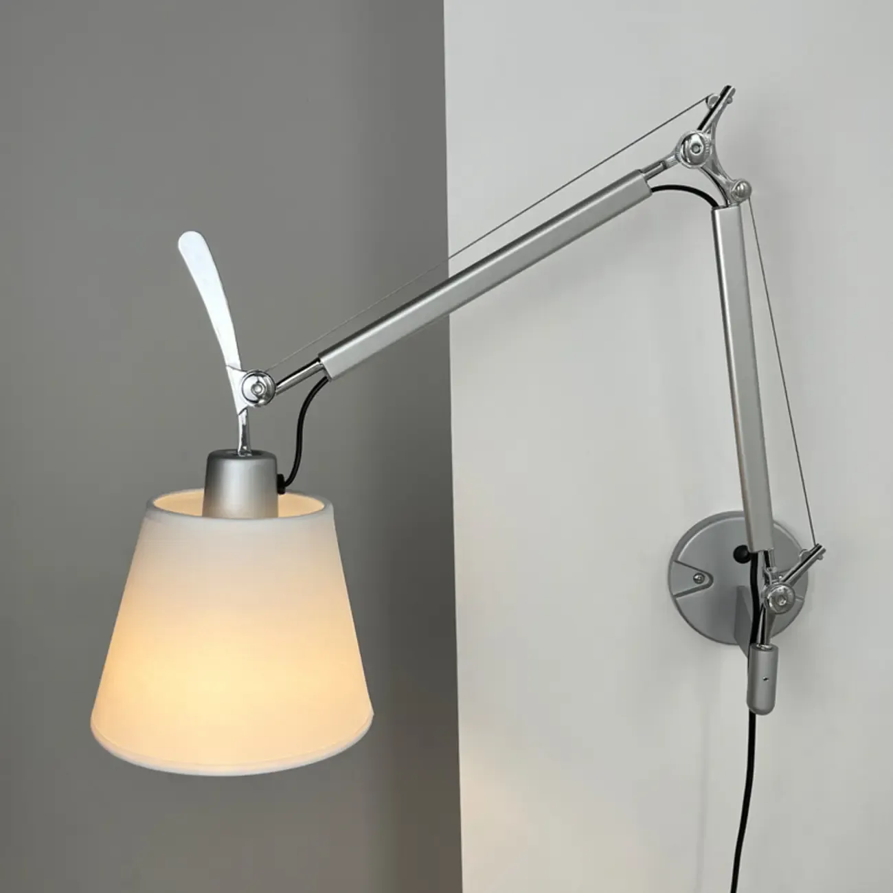 Modern Chrome Swing Arm Wall Light with Cloth Shade Image - 5