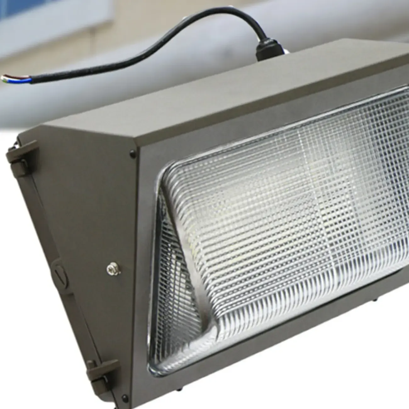 Modern Matte Grey Metal Geometric Clear Glass Wall Sconce Image - 4