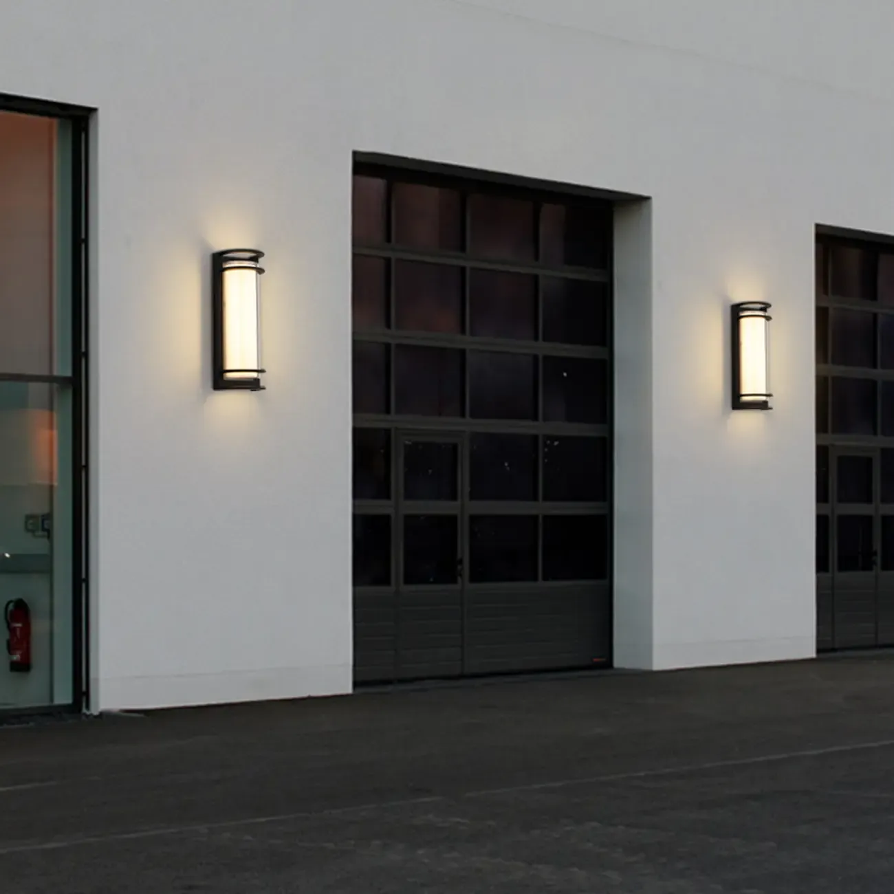 Modern Lucite Outdoor Wall Light with Black Finish Image - 6