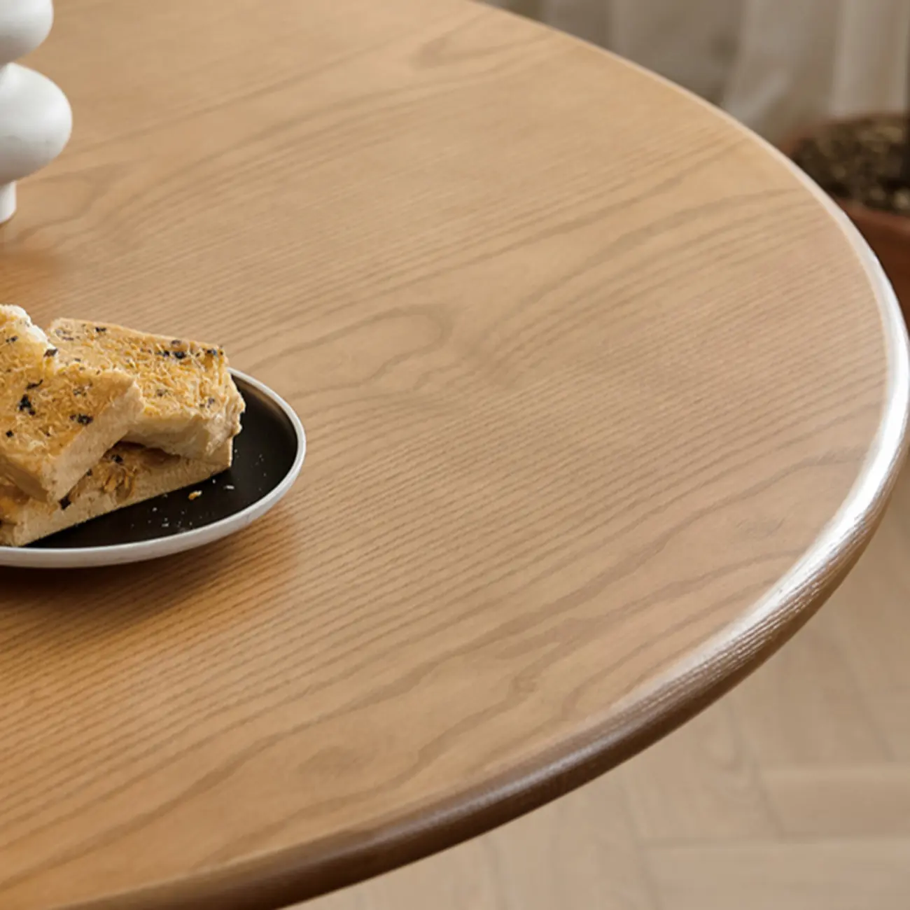 Simplistic Natural Ash Wood Round Dining Table Image - 7 | homeyfad