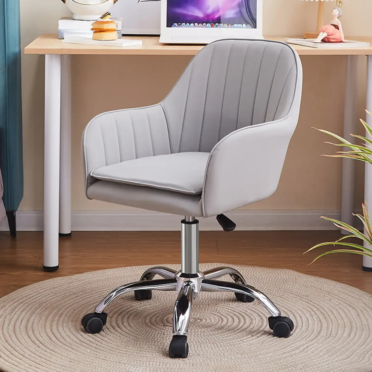 Sleek Grey Leather Swivel Office Chair Image - 5