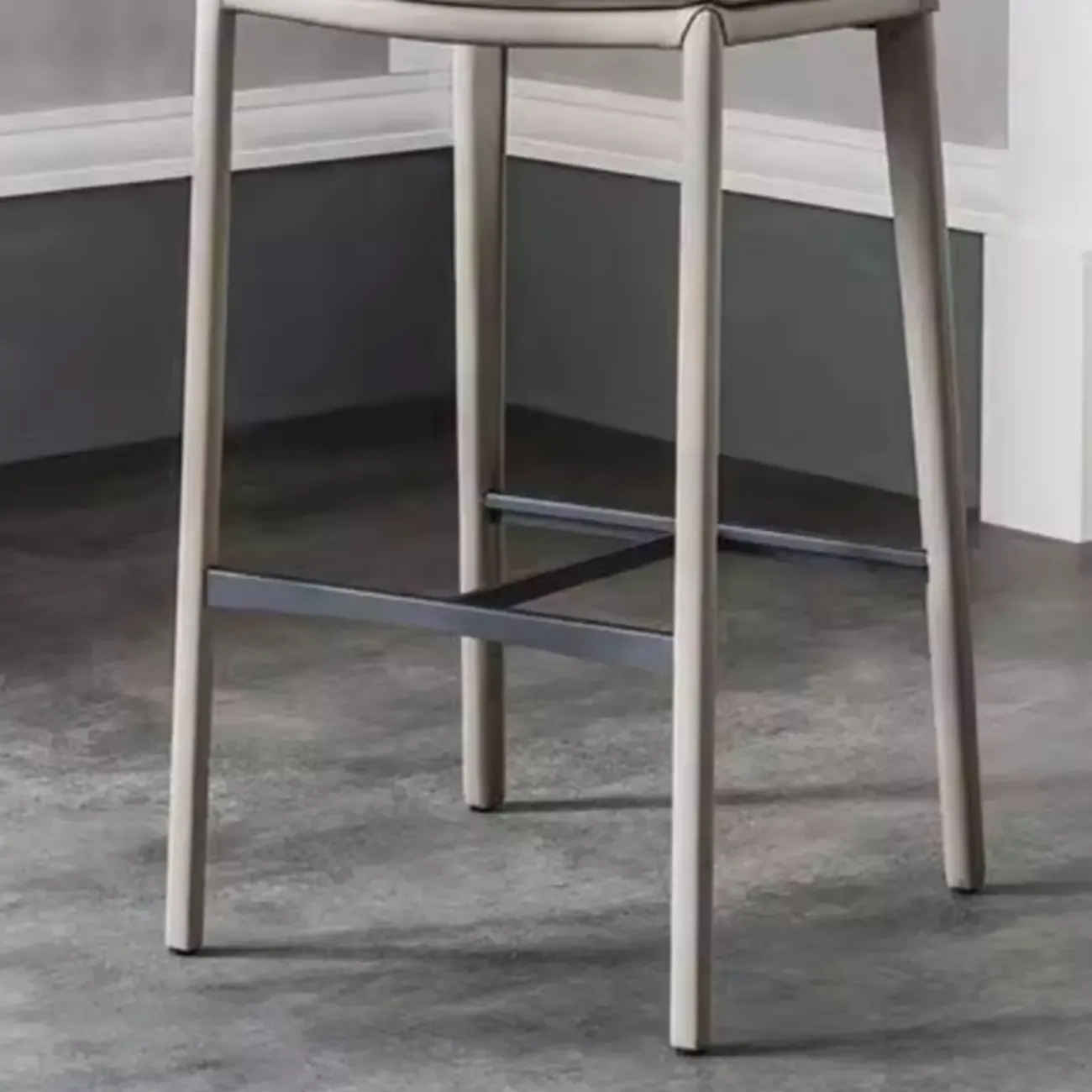 Modern 4-Leg Trestle Footrest Low Back Bar Stools Image - 9