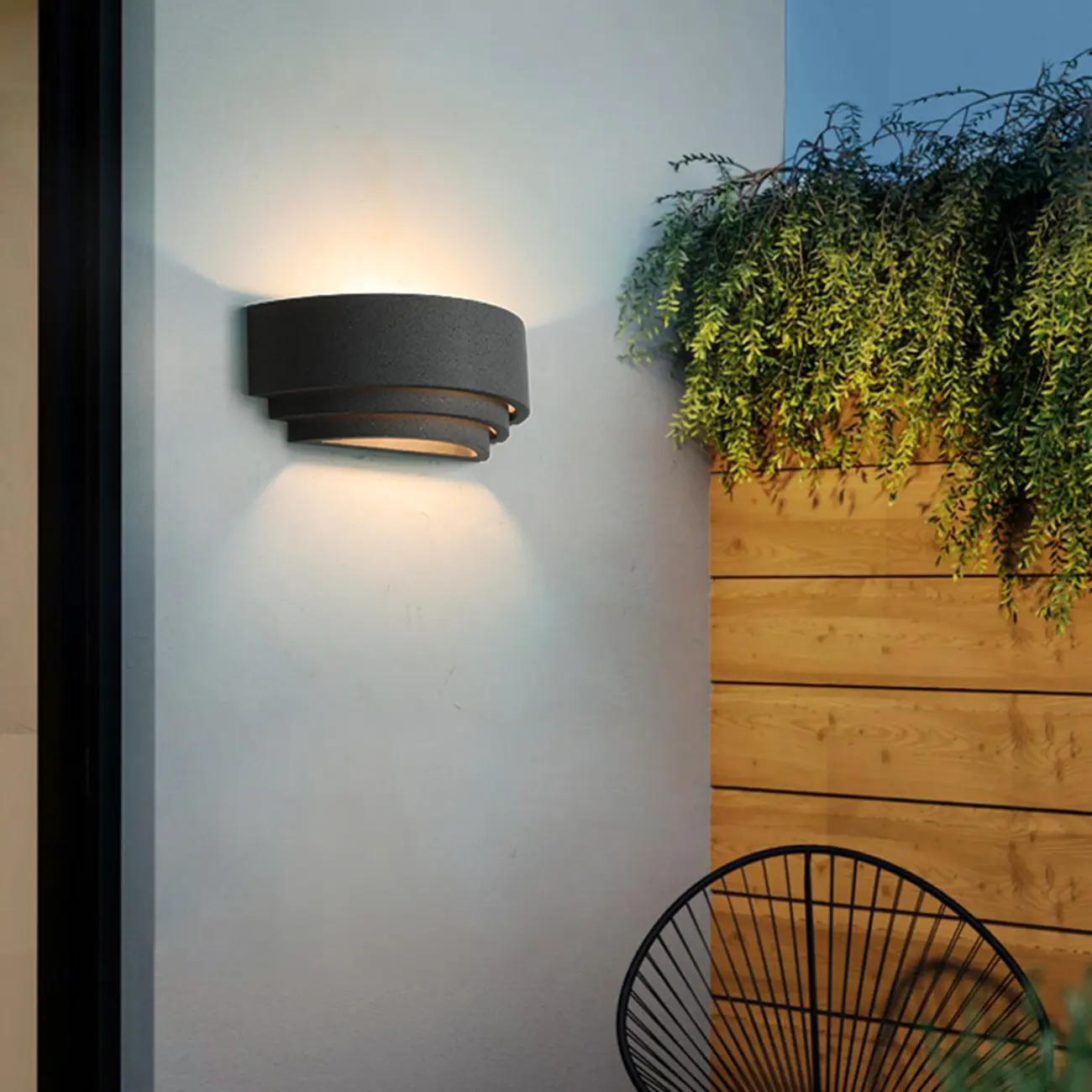 Modern Concrete Tier Wall Light for Sophisticated Ambiance Image - 1 | homeyfad