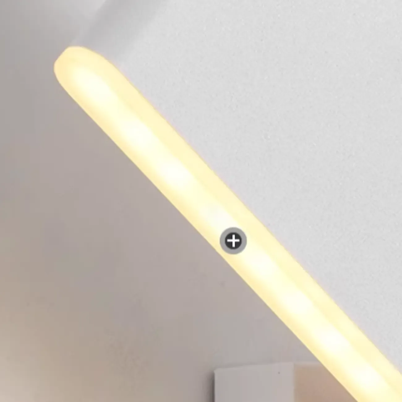 Modern Simple Linear Third Gear Adjustable Wall Sconce Image - 15