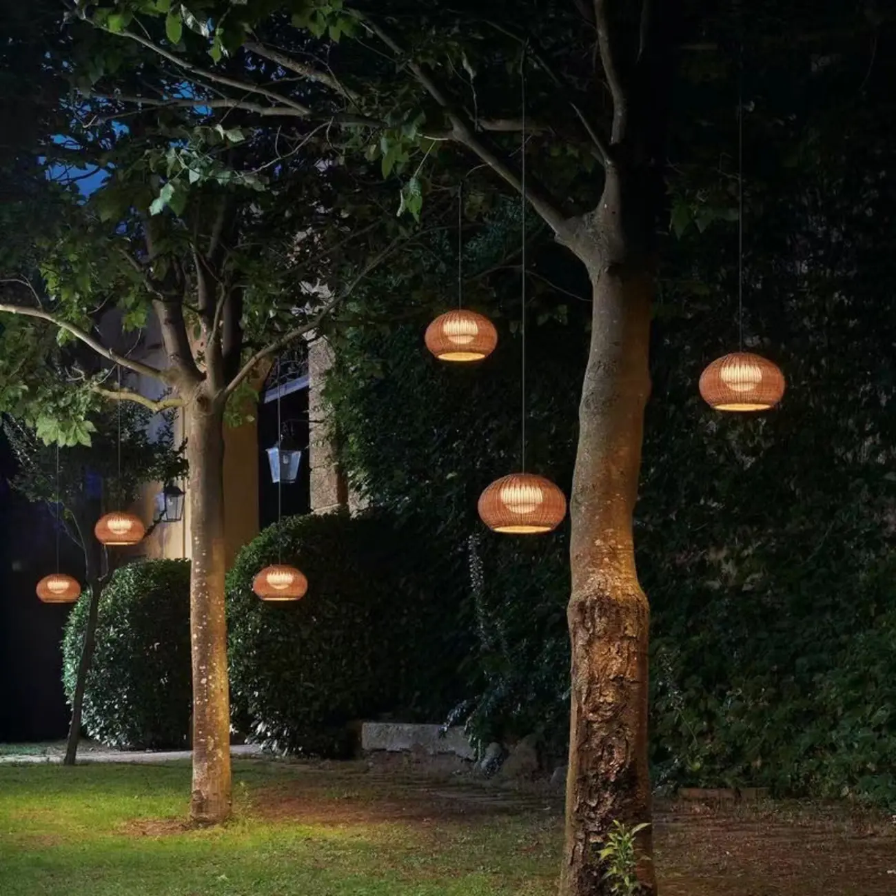 Oriental Brown Outdoor Rattan Pendant Lights in Drum Shaped Image - 2 | homeyfad