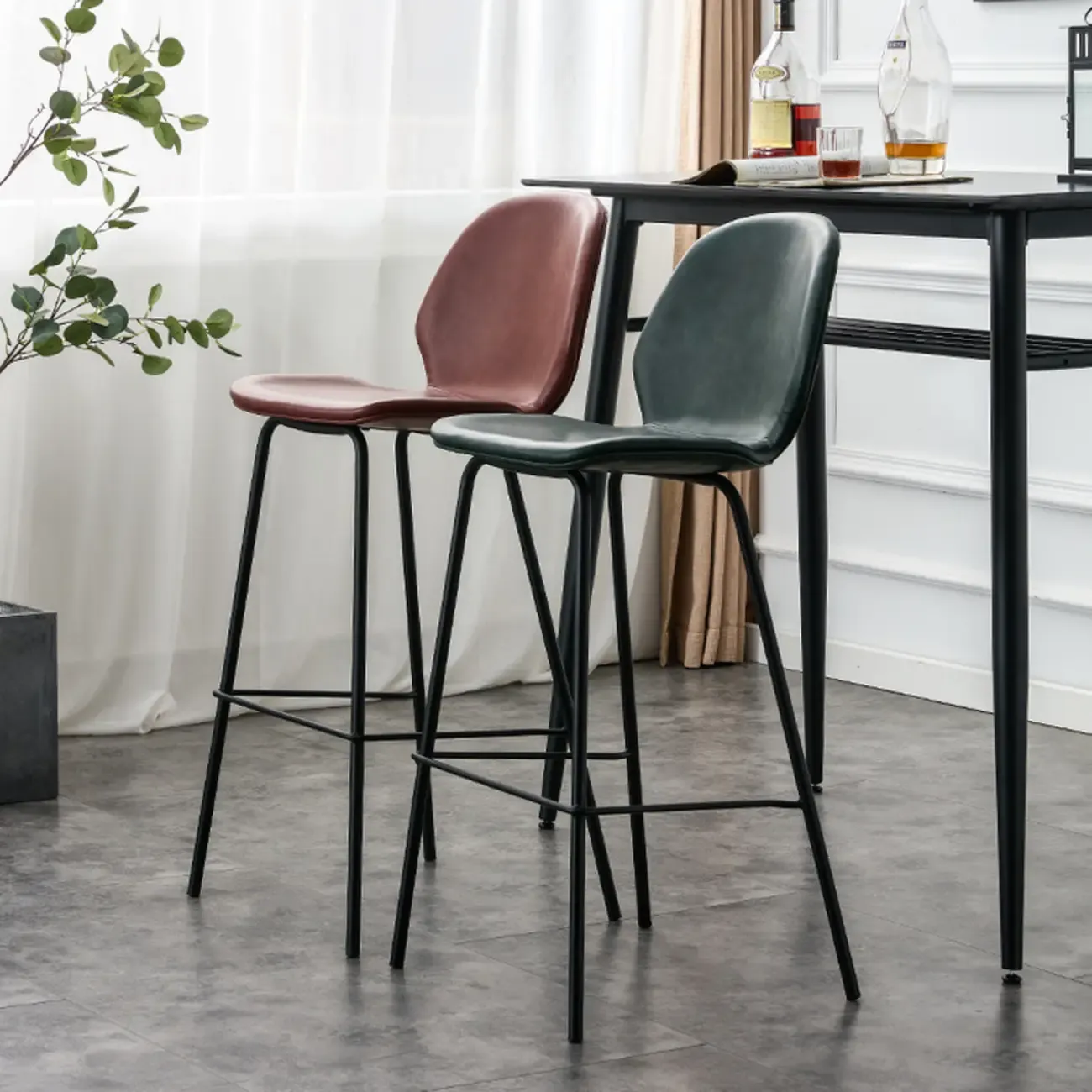 Modern Metal Frame Leather Saddle Bar Stool with Wingback Image - 3
