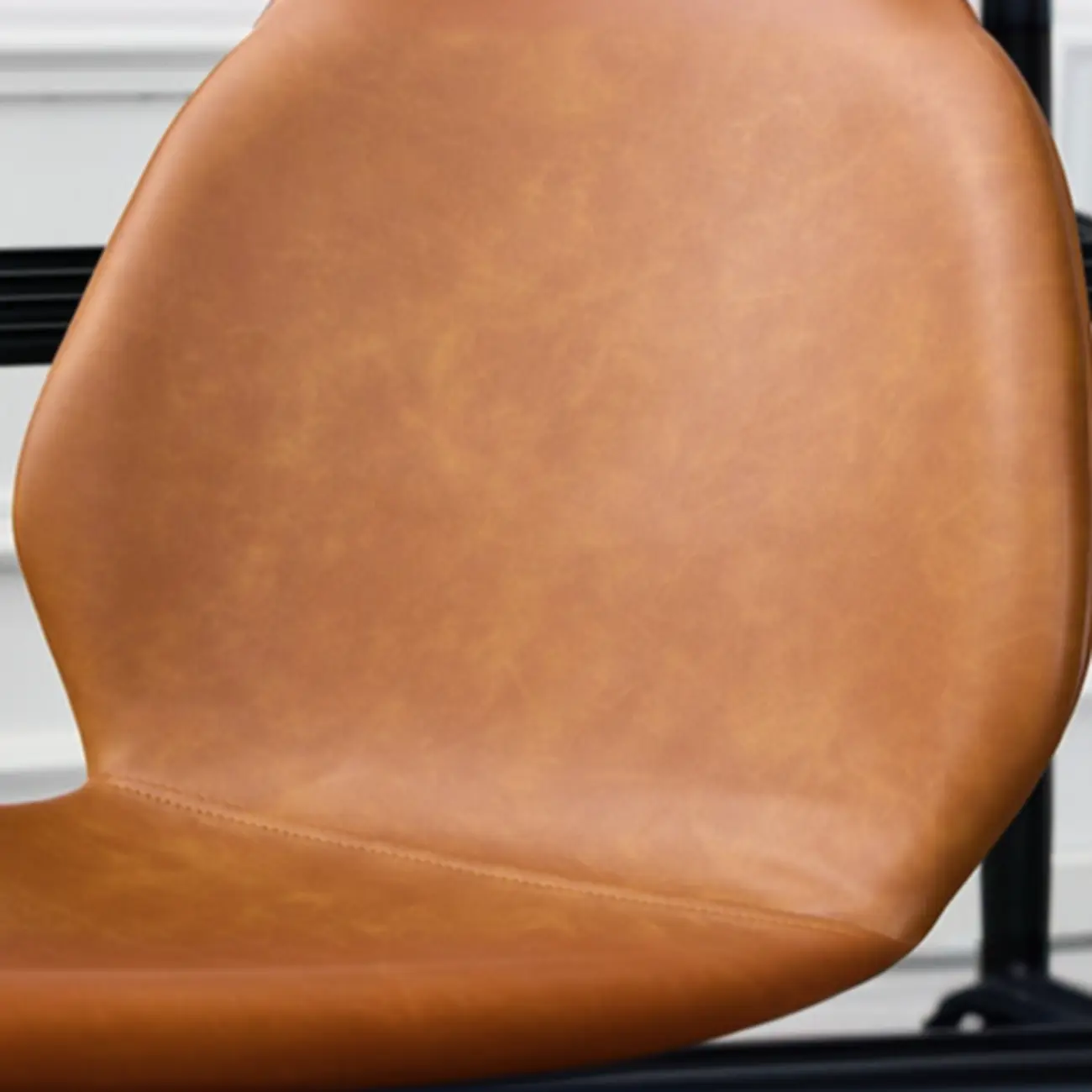 Modern Metal Frame Leather Saddle Bar Stool with Wingback Image - 5 | homeyfad