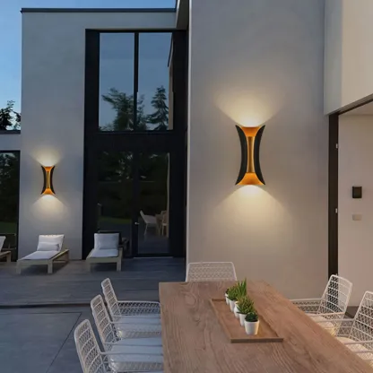 Modern Warm Light Black Metal Wall Sconce Image - 3