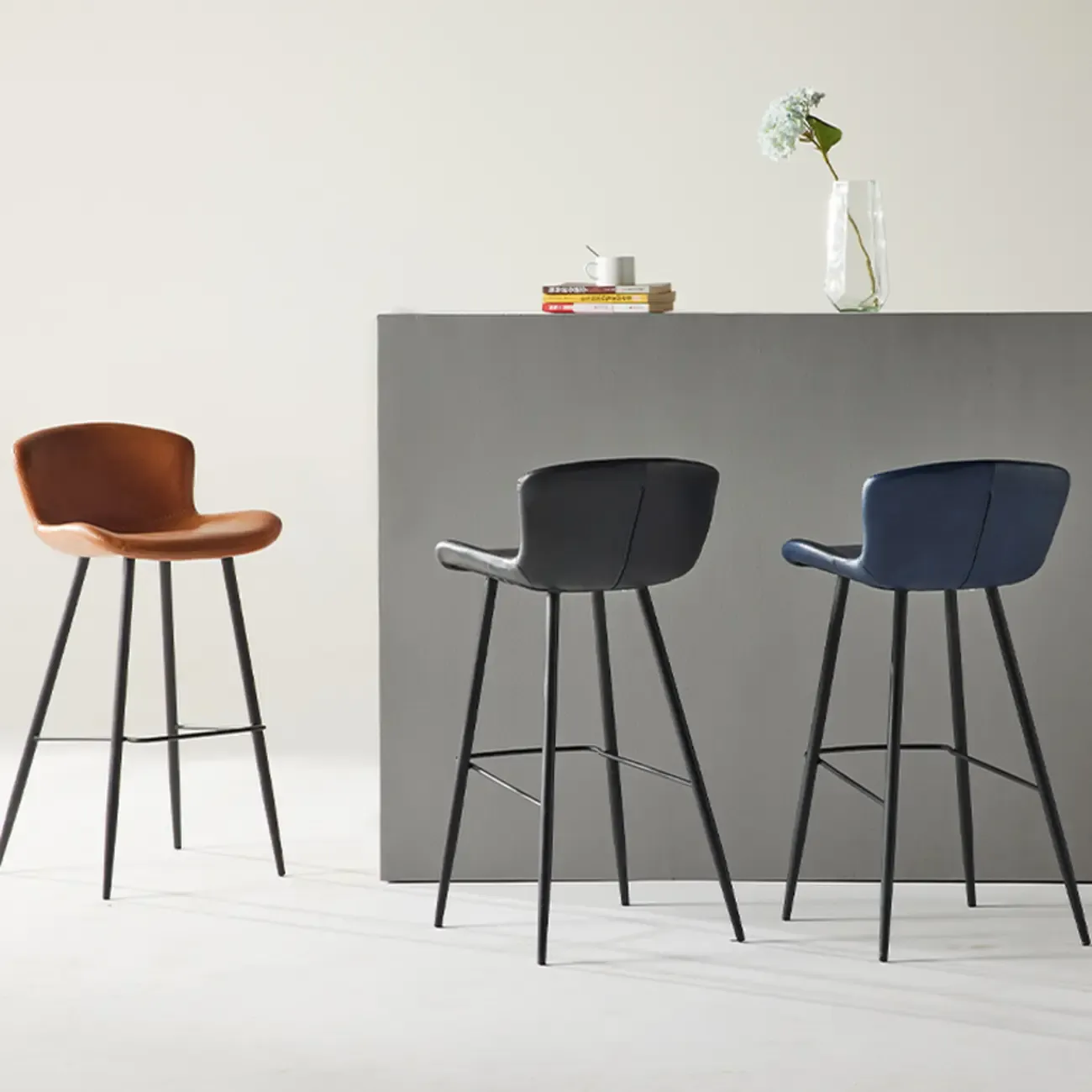Low-Key Black Metal Low Back Footrest Bar Stools Image - 3