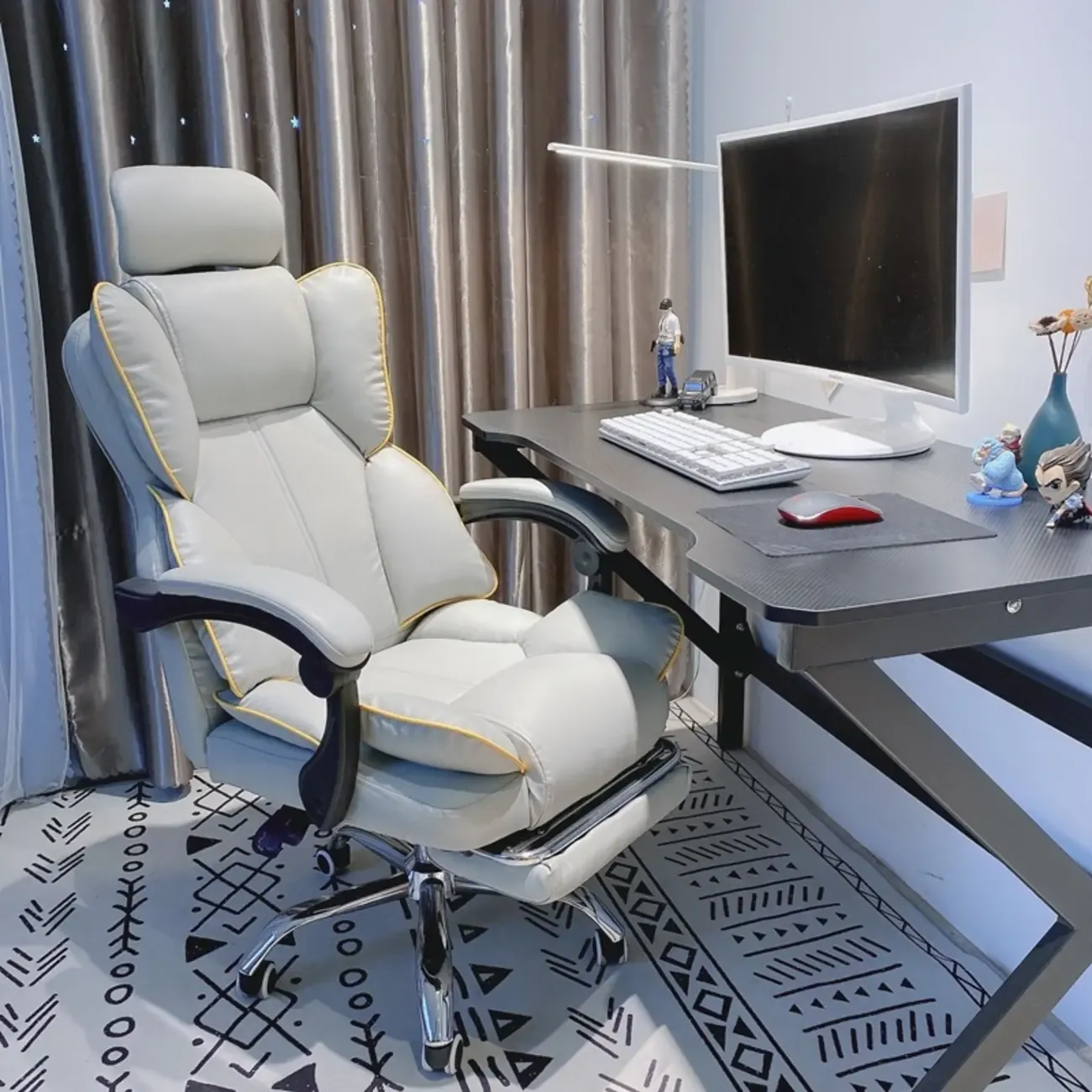 Modern White Leather Reclining Office Chair Image - 1