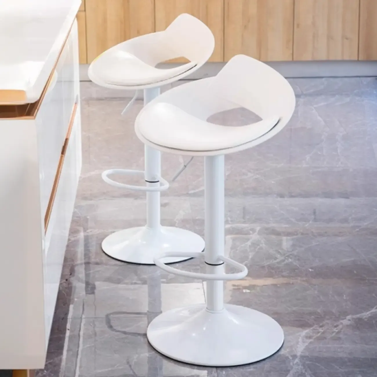 Minimalist Plastic Swivel Bar Stools with Upholstered for Kitchen Image - 4