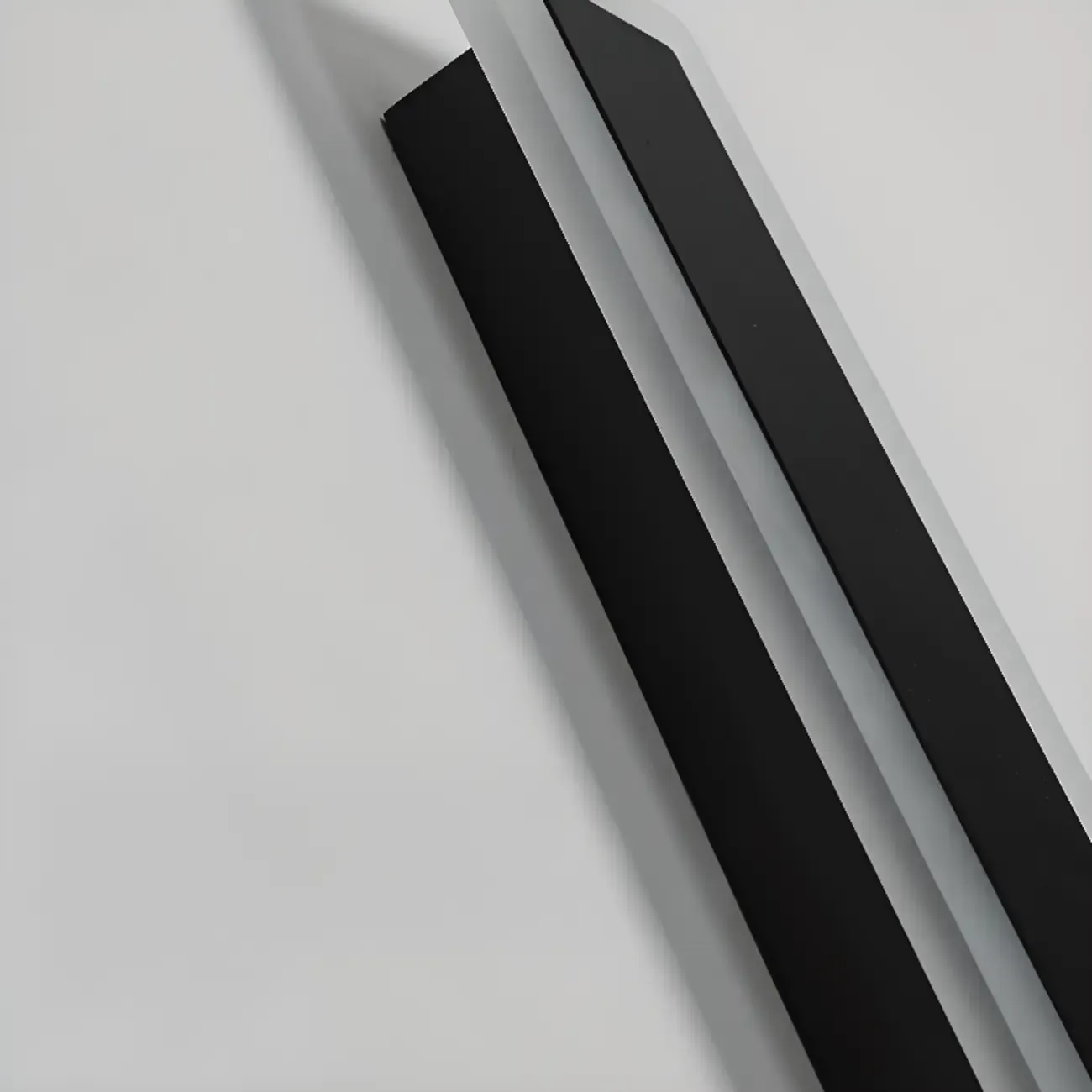 Modern Outdoor Waterproof LED Linear Wall Light Image - 7