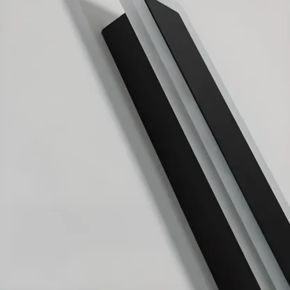 Modern Outdoor Waterproof LED Linear Wall Light Image - 7