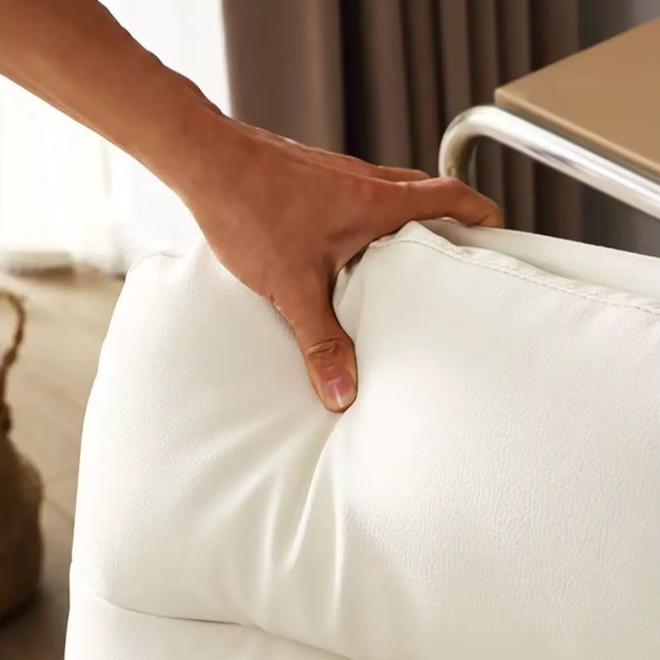 Elegant Beige Leather Swivel Ergonomic Office Chair Image - 9 | homeyfad