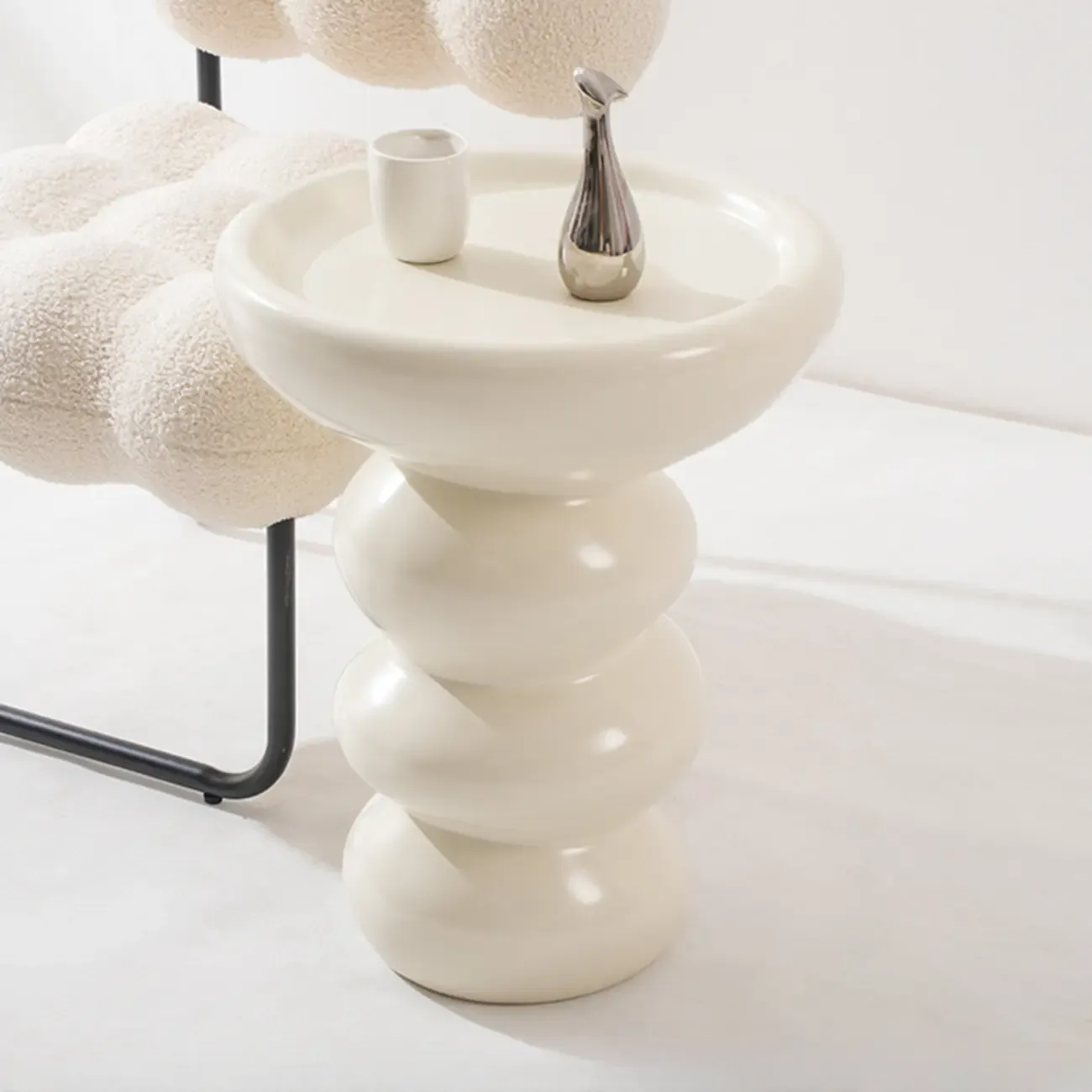 Minimalist Fiberglass Round End Table for Modern Living Room Image - 1