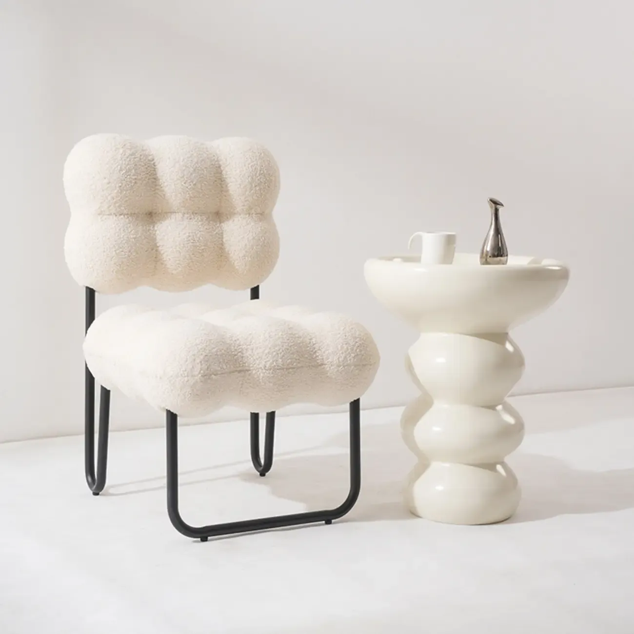 Minimalist Fiberglass Round End Table for Modern Living Room Image - 2