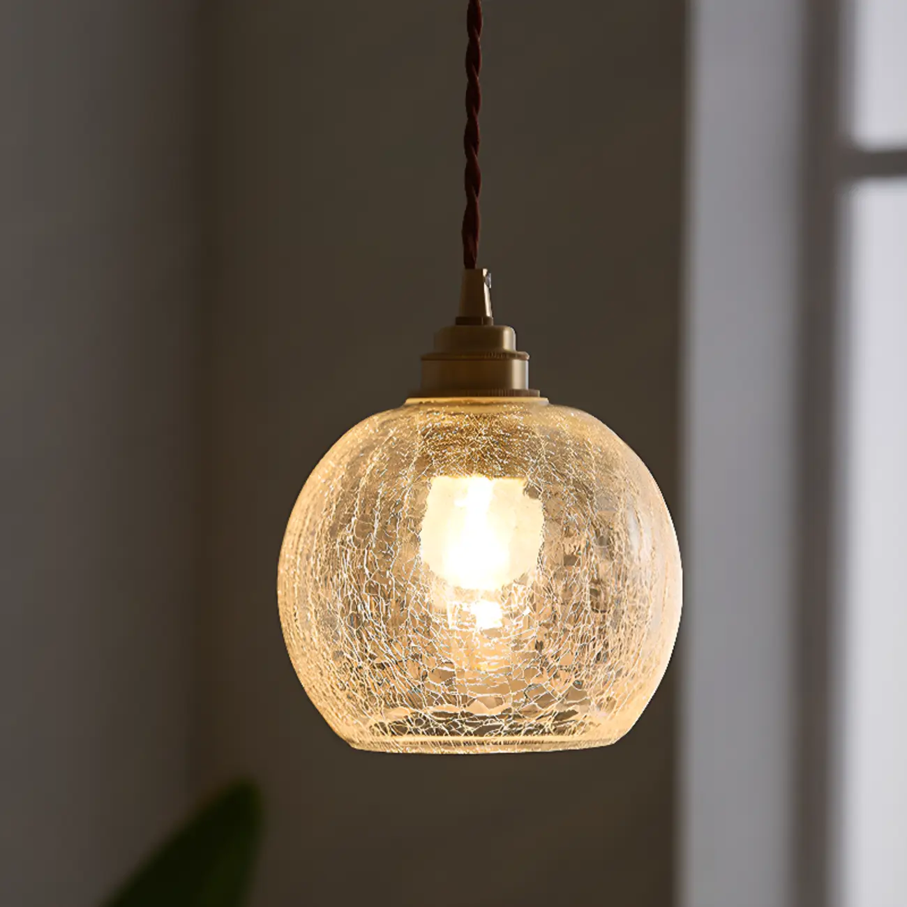 Modern Adjustable Clear Glass Globe Kitchen Pendant Light Image - 3 | homeyfad