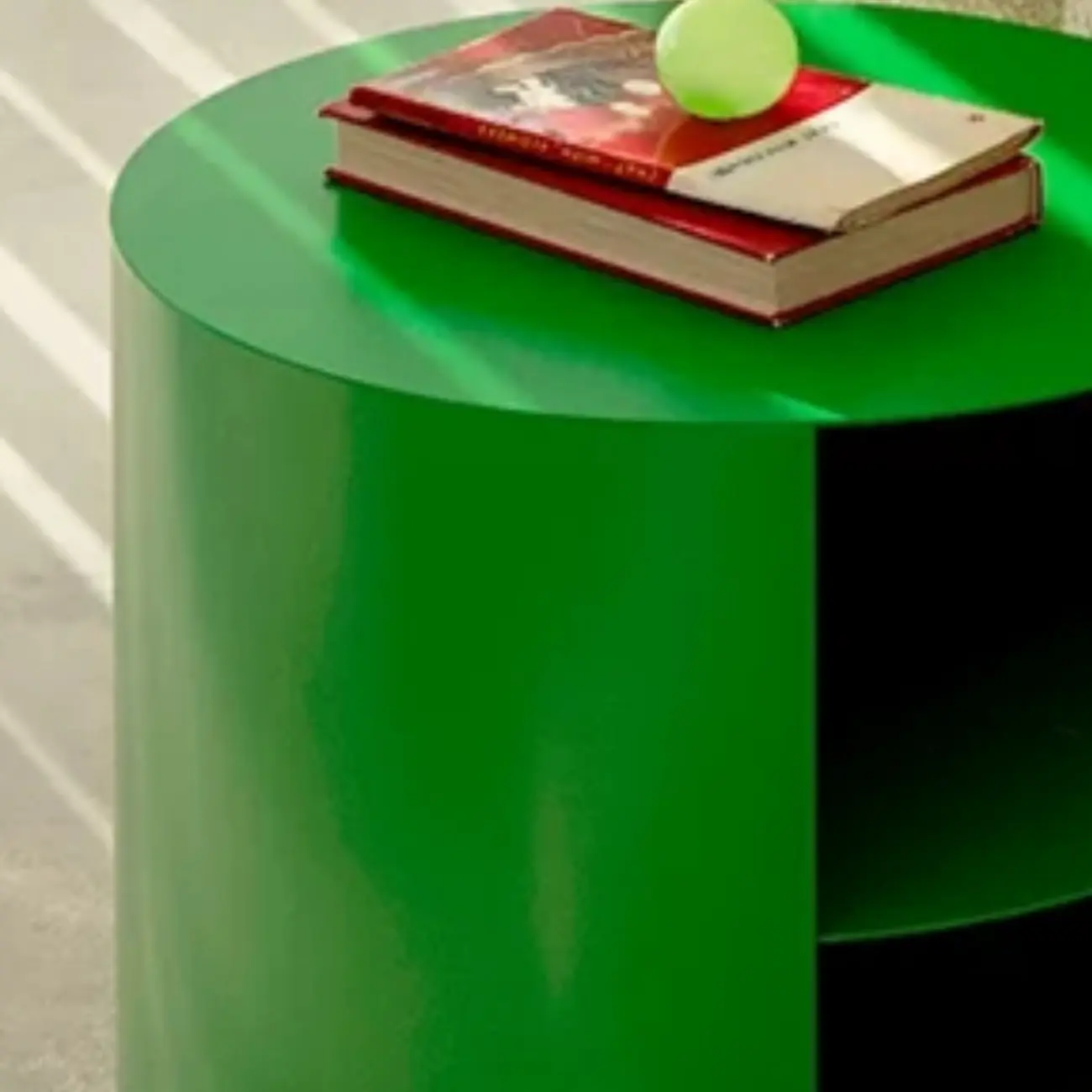Cylinder Metal	Green Chairside Table with Storage & Wheels | homeyfad