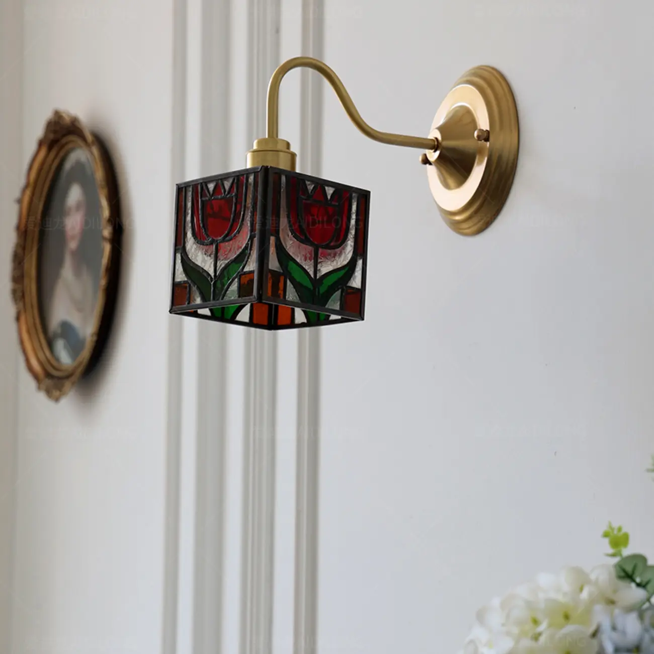 Vintage Stained Glass Wall Sconce in Colorful Design Image - 6 | homeyfad