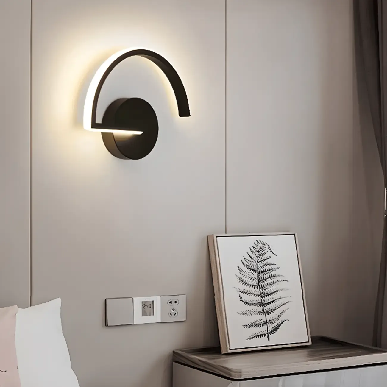 Modern Minimalist LED Wall Light with Arch Design Image - 1