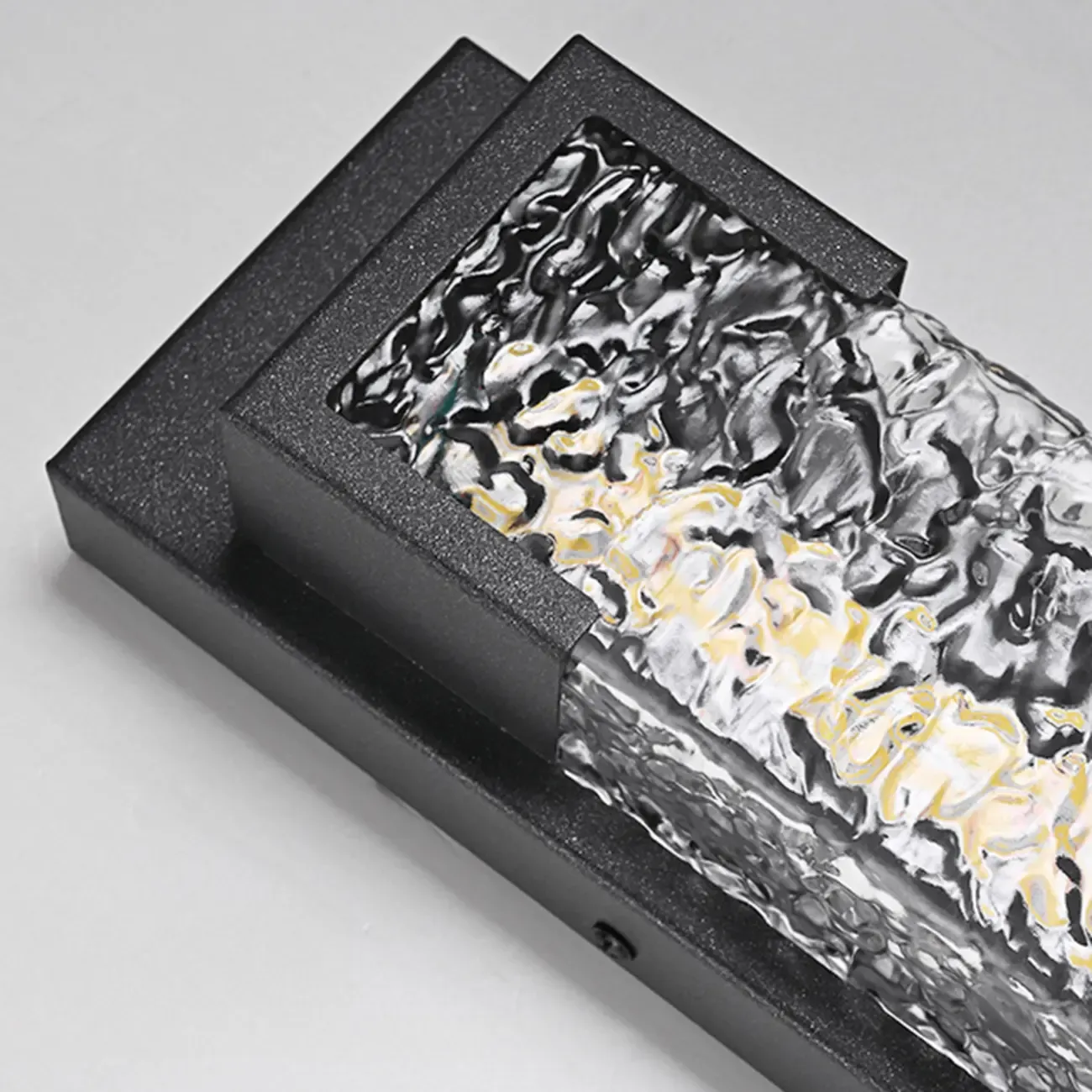 Modern Black Steel Acrylic Outdoor Wall Light Image - 10