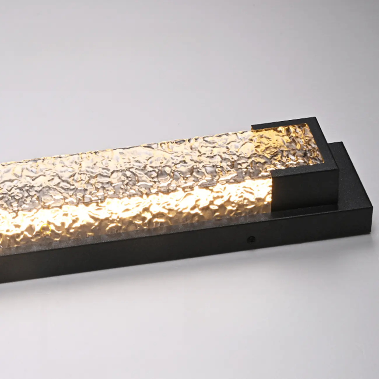 Modern Black Steel Acrylic Outdoor Wall Light Image - 12 | homeyfad