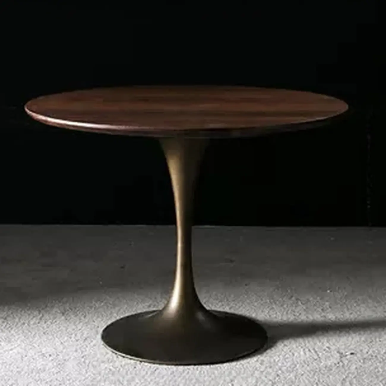 Glam Brown Wood Round Dining Table Image - 12 | homeyfad