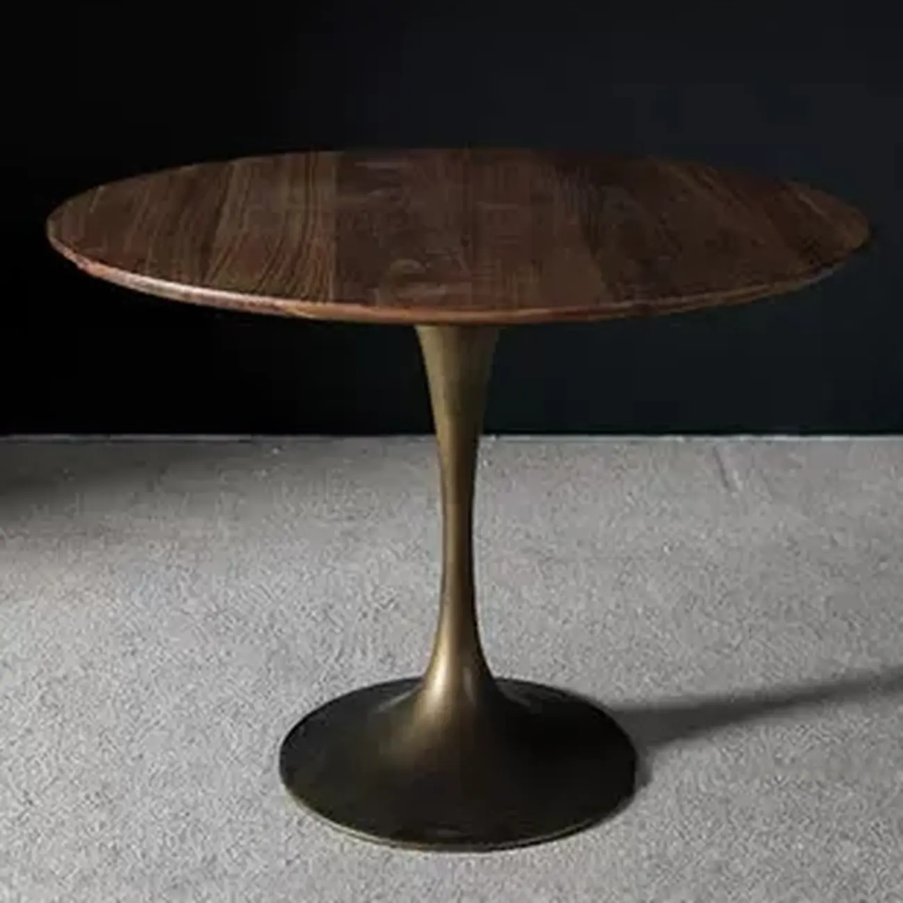 Glam Brown Wood Round Dining Table Image - 15 | homeyfad