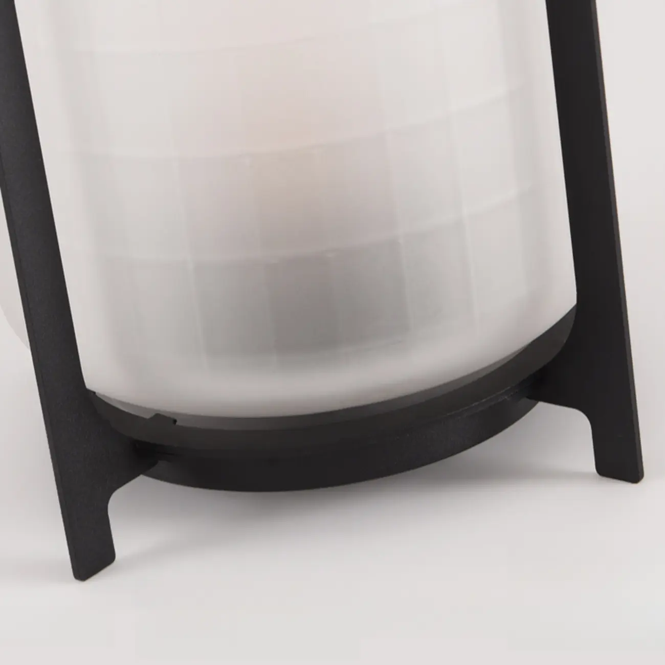 Portable Glass Lantern Outdoor Post Lights | homeyfad