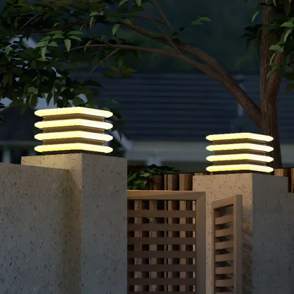 Modern 4-Layer Shadeless Solar Post Cap Light Image - 3