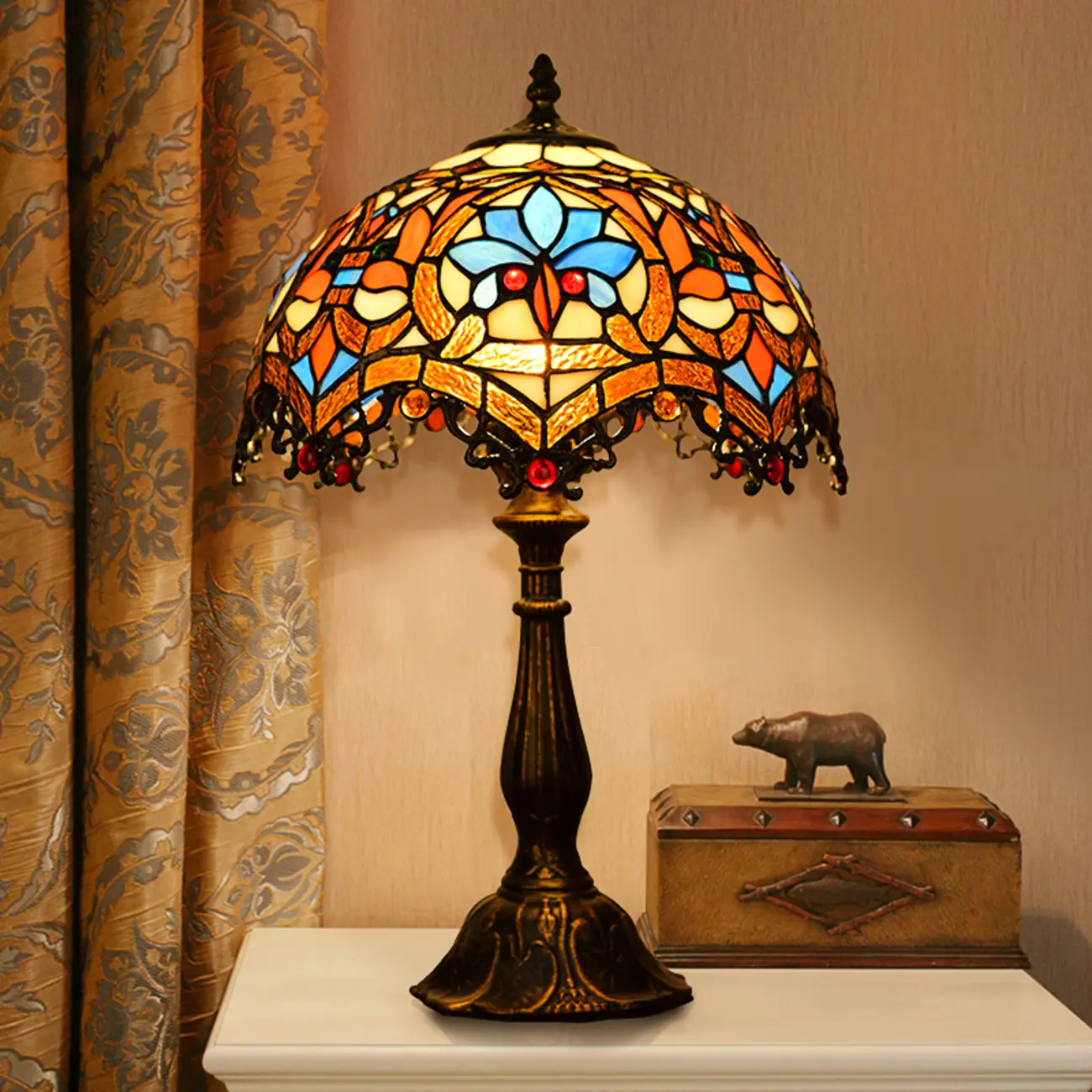 Elegant Tiffany Glass Dome Bronze Bedroom Lamp Image - 1 | homeyfad