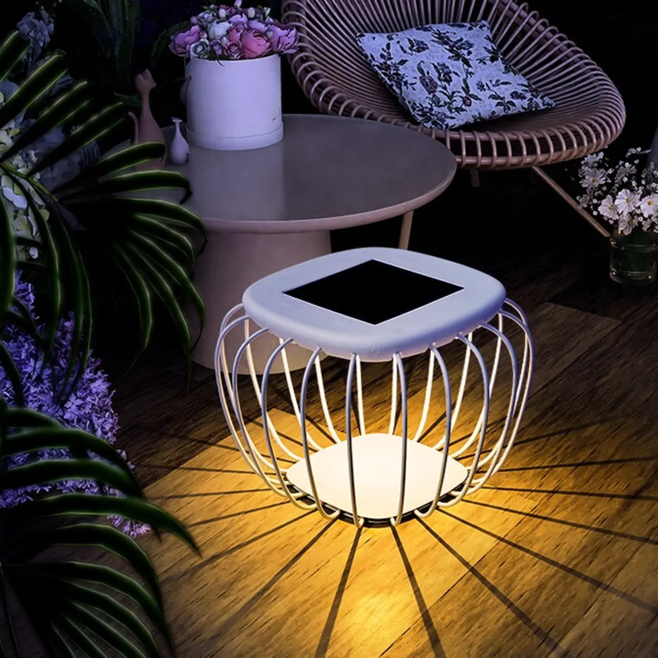 Modern Metal Cage Design Solar Post Cap Light Image - 6 | homeyfad