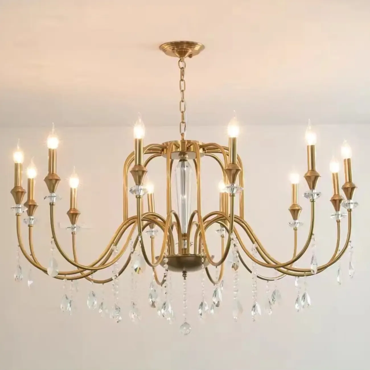Luxurious Multi-Light Style Gold Crystal Chandelier Image - 10